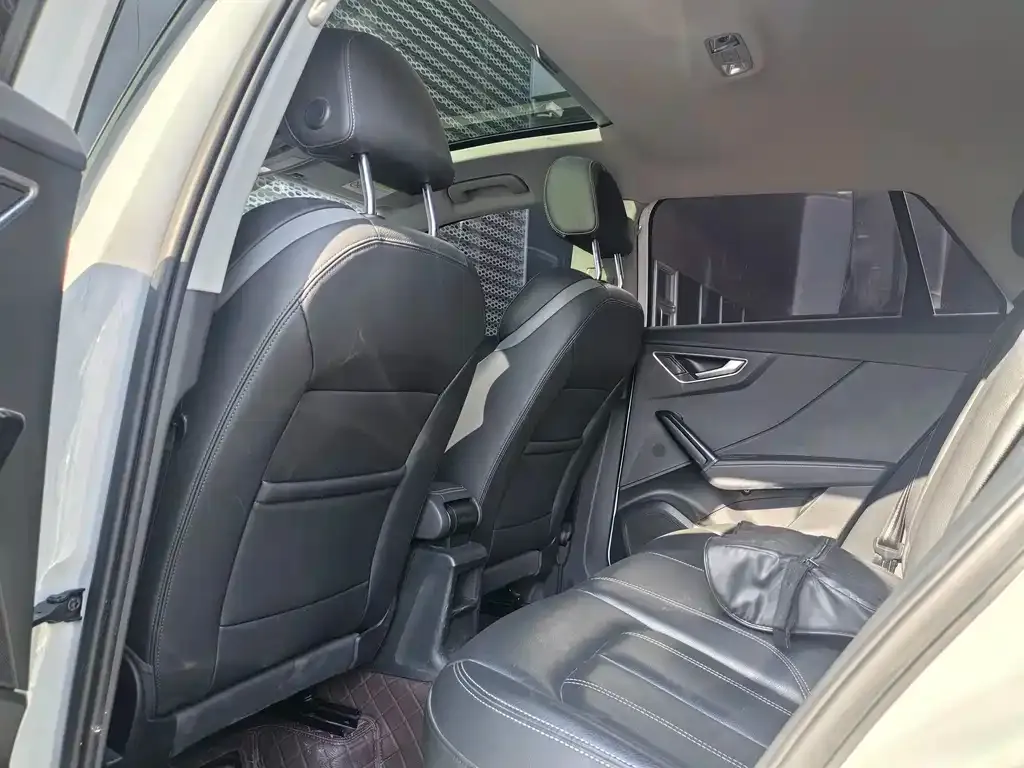Audi Q2L 2024 из CN, фото 4