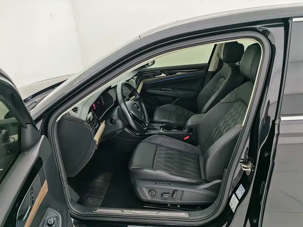 Volkswagen Passat 2021 из CN, фото 10