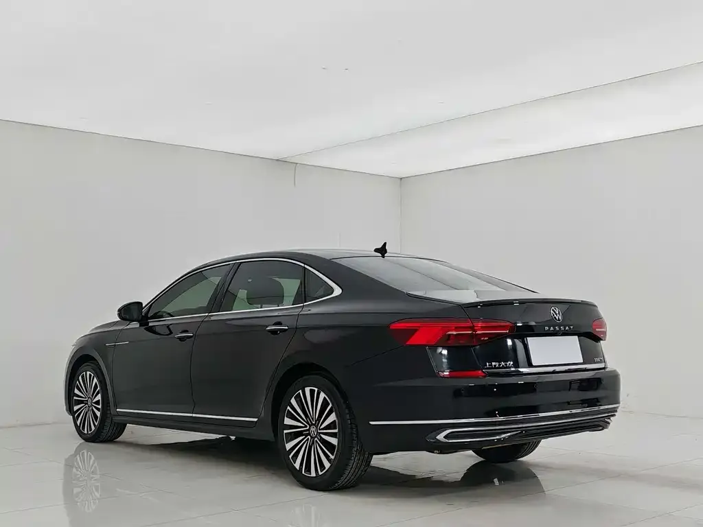 Volkswagen Passat 2021 из CN, фото 9