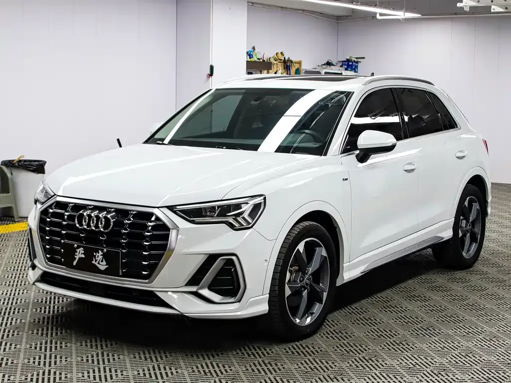 Audi Q3 2022 из CN, фото 1