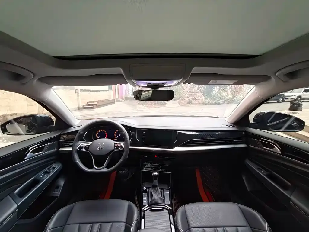 Volkswagen Passat 2024 из CN, фото 8