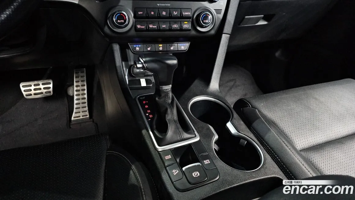 Kia Sportage — фото 7
