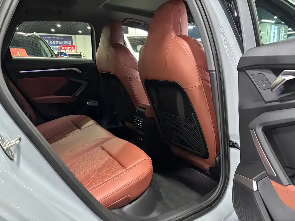 Audi A3 2025 из CN, фото 7