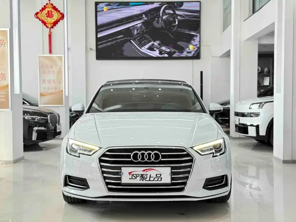 Audi A3 2021 из CN, фото 2