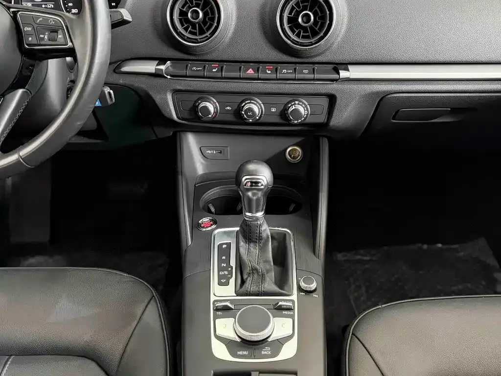 Audi A3 2021 из CN, фото 8