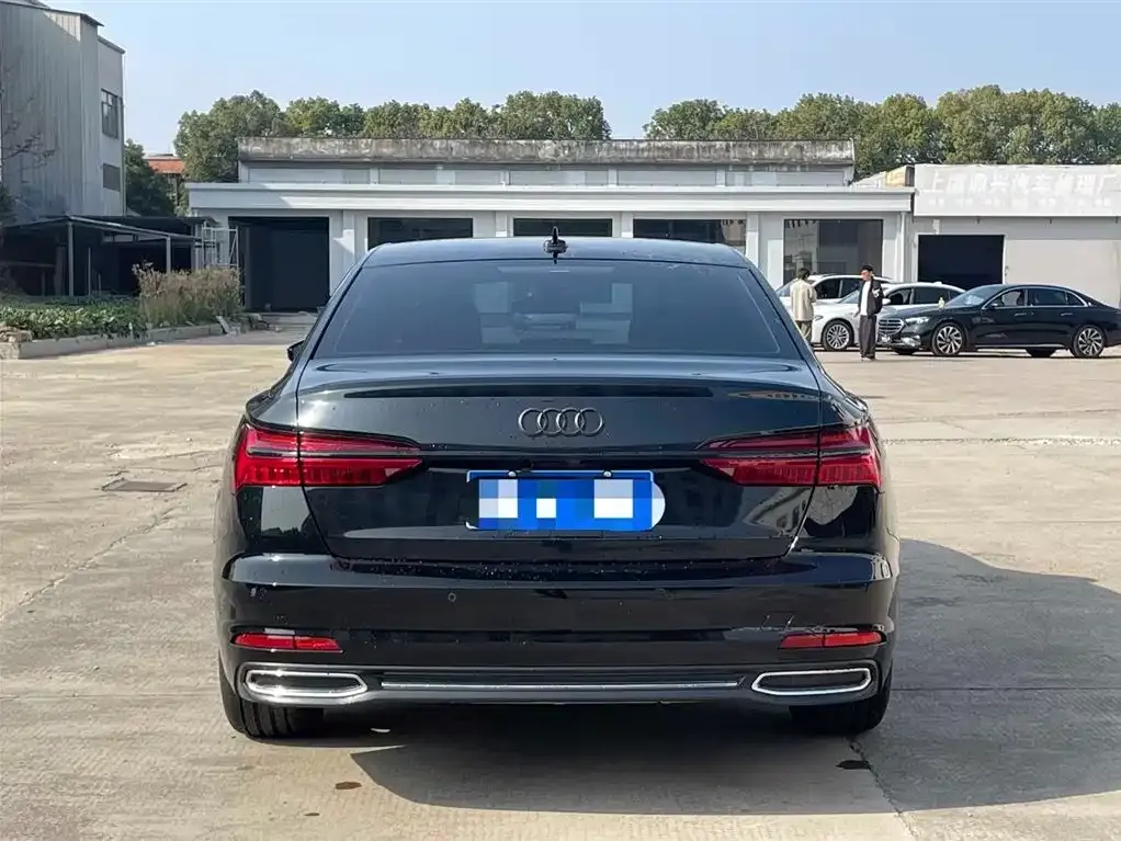 Audi A6L 2021 из CN, фото 9