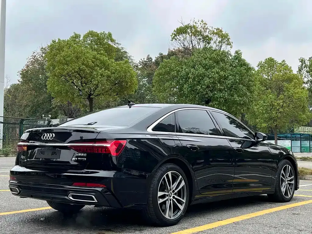 Audi A6L 2021 из CN, фото 6