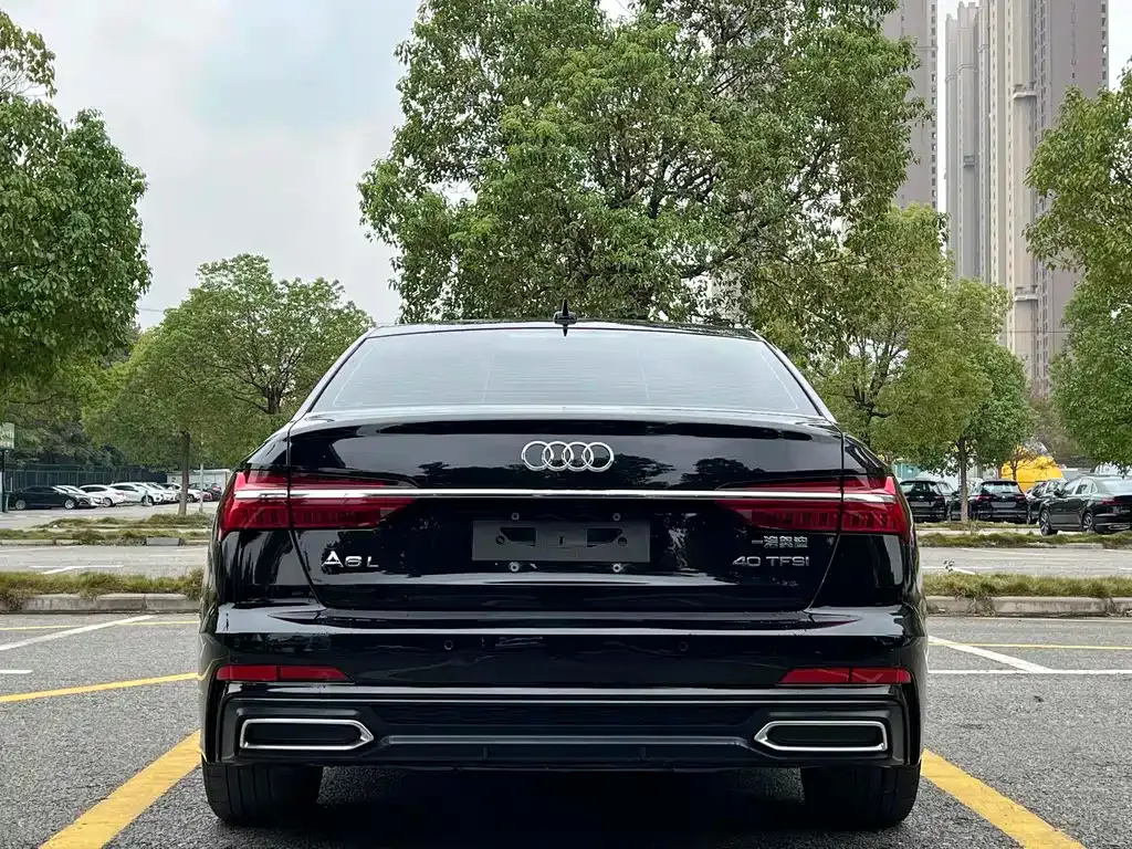Audi A6L 2021 из CN, фото 9