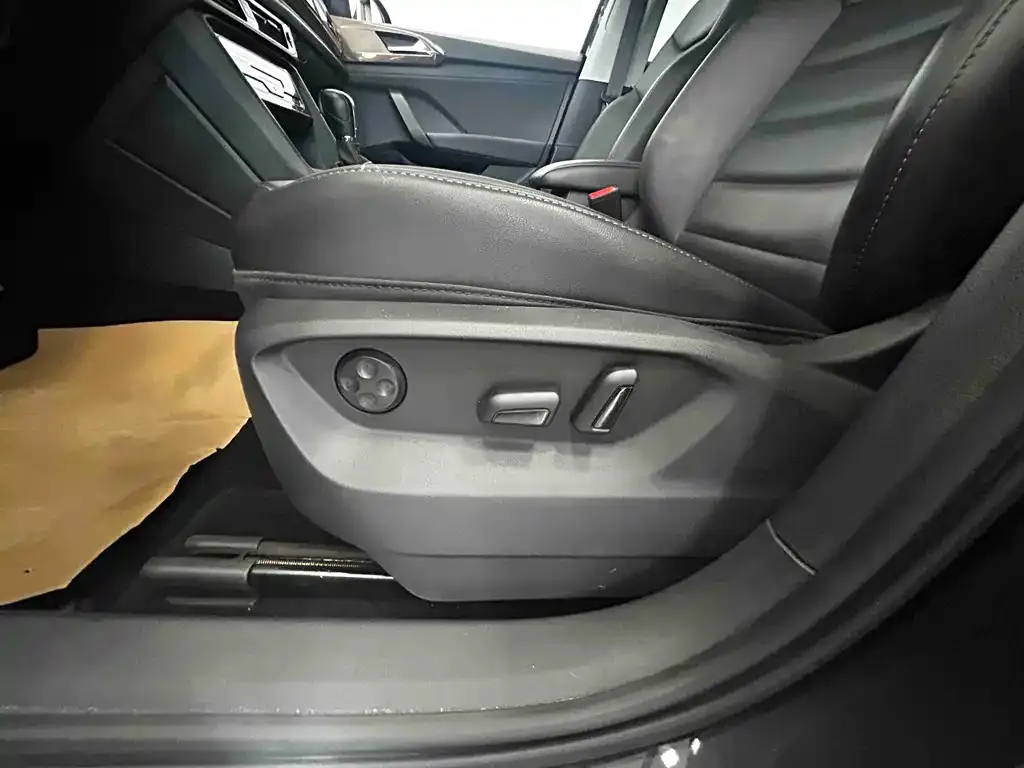 Volkswagen Tharu 2022 из CN, фото 2