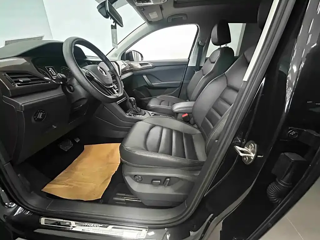 Volkswagen Tharu 2022 из CN, фото 7