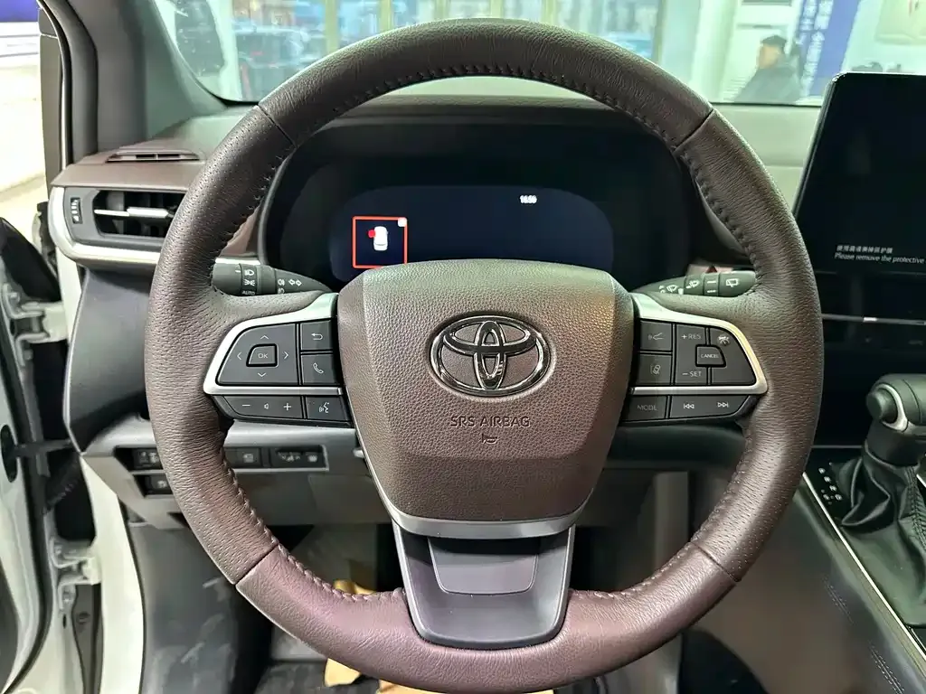 Toyota Granvia 2025 из CN, фото 6