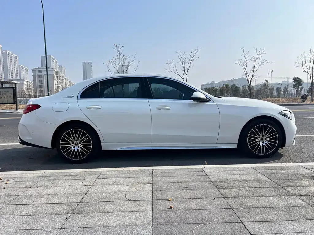 Mercedes-Benz C-Class — фото 10