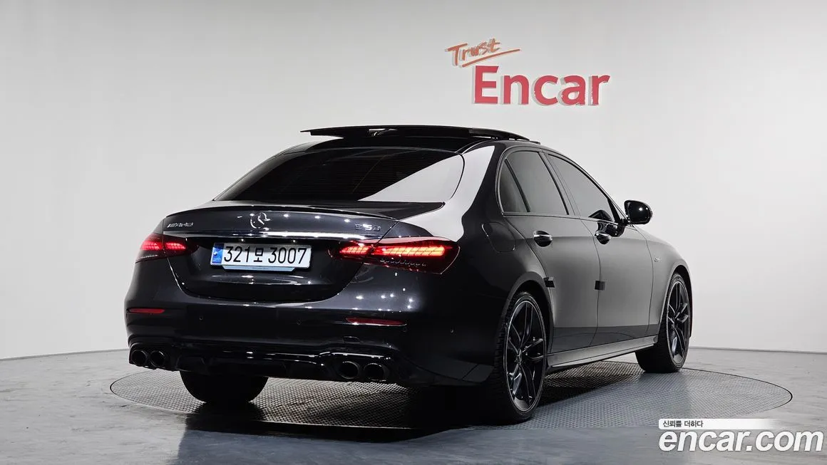 Mercedes-Benz E-Class 2023 из KR, фото 2