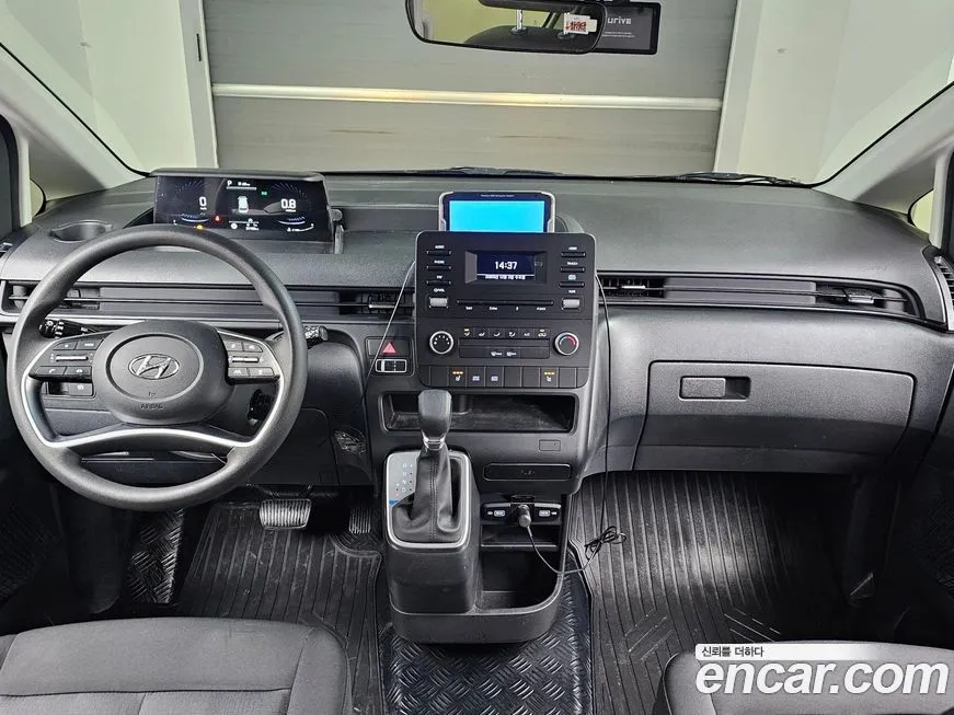 Hyundai Staria 2023 из KR, фото 4