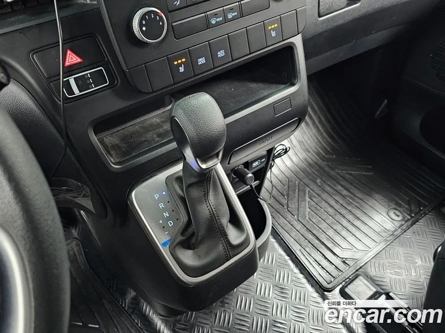 Hyundai Staria 2023 из KR, фото 10