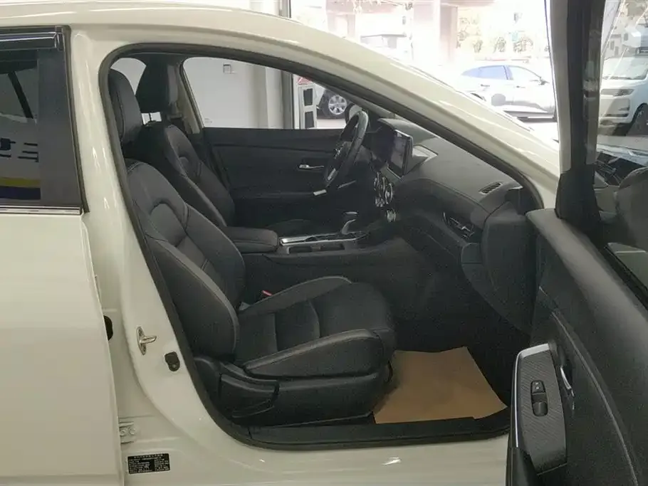 Nissan Sylphy 2021 из CN, фото 5