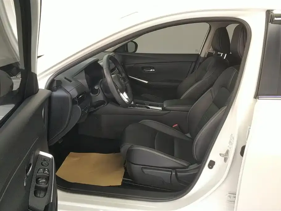 Nissan Sylphy 2021 из CN, фото 2