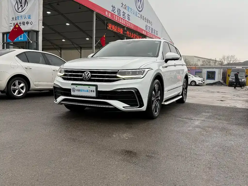 Volkswagen Tiguan L 2023 из CN, фото 1