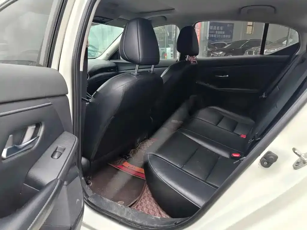 Nissan Sylphy 2022 из CN, фото 4