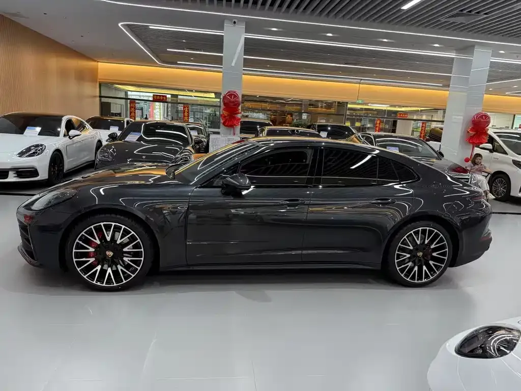 Porsche Panamera 2025 из CN, фото 3