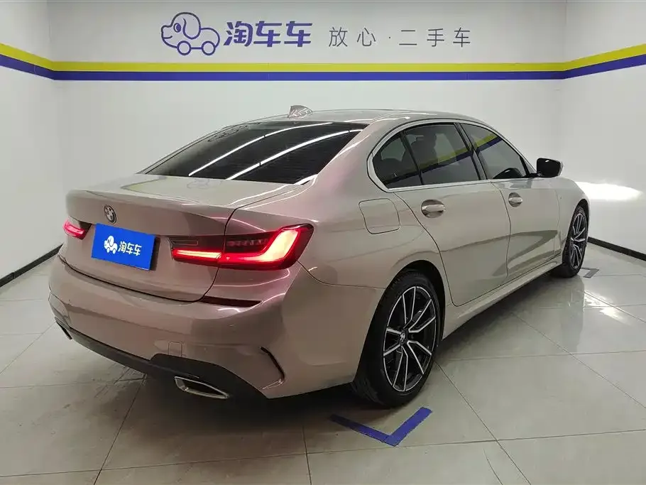 BMW 3 Series 2021 из CN, фото 2