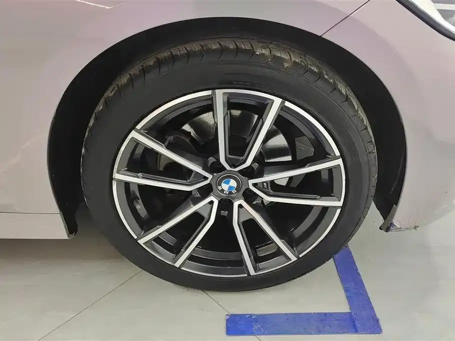 BMW 3 Series 2021 из CN, фото 4