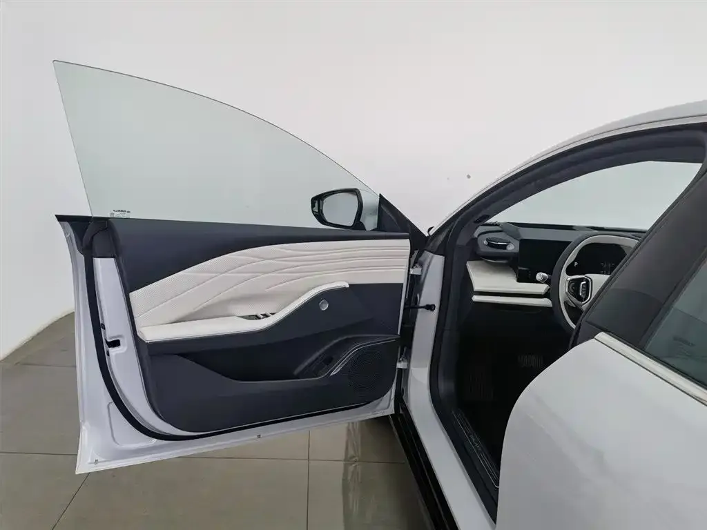 Geely Galaxy E8 2024 из CN, фото 7