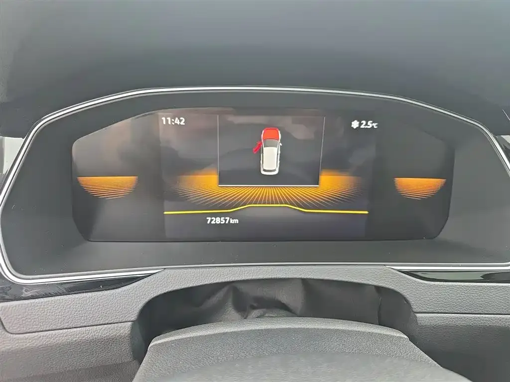 Volkswagen Magotan 2023 из CN, фото 4