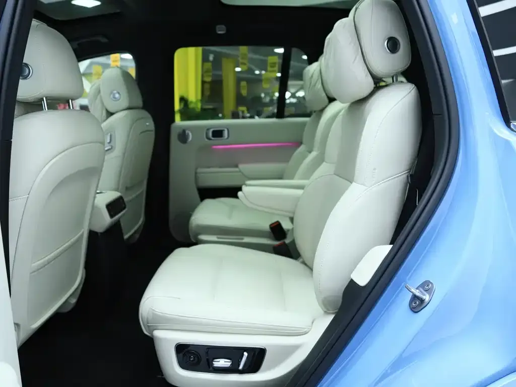 Li Auto L8 2024 из CN, фото 10