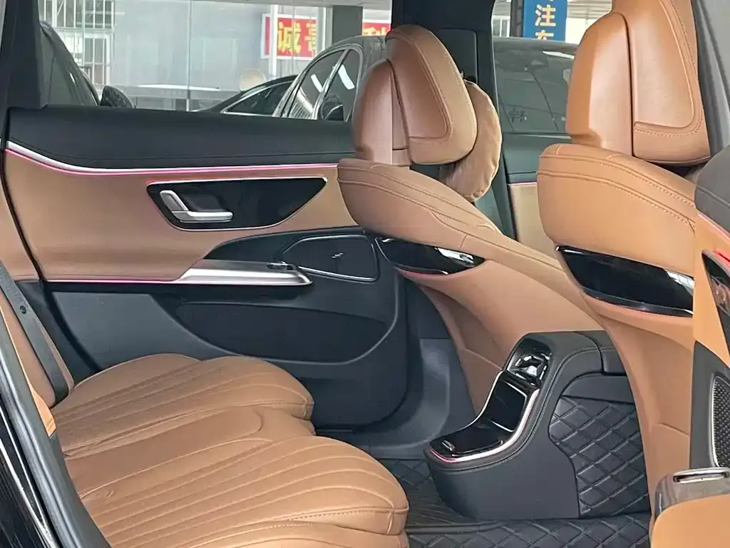 Mercedes-Benz E-Class 2025 из CN, фото 6