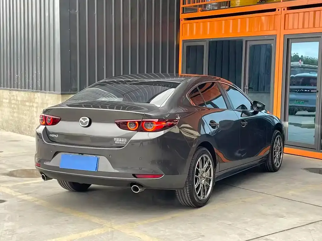 Mazda 3 Axela 2022 из CN, фото 5