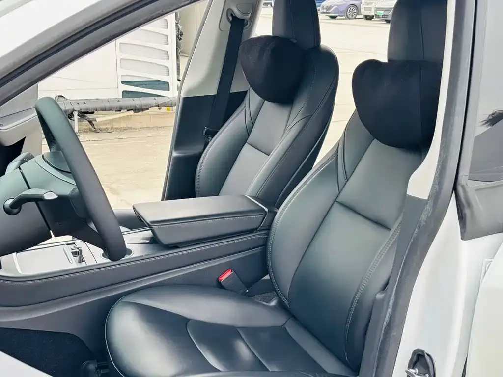 Tesla Model Y 2022 из CN, фото 9