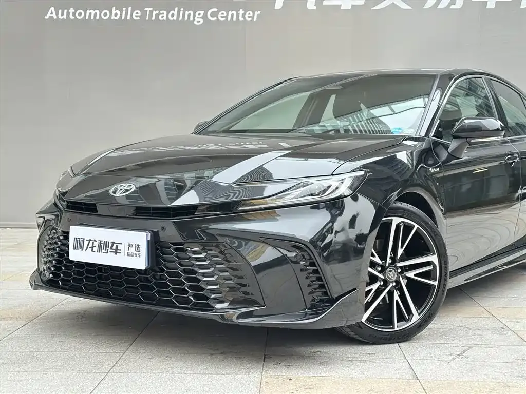 Toyota Camry 2025 из CN, фото 9