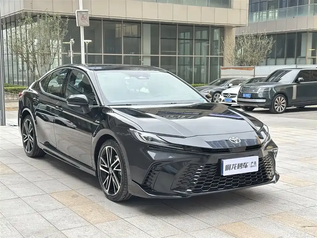 Toyota Camry 2025 из CN, фото 3