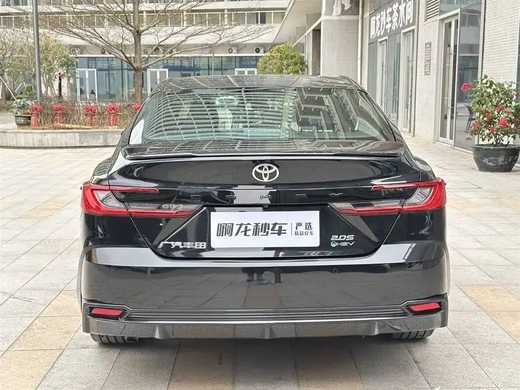 Toyota Camry 2025 из CN, фото 2