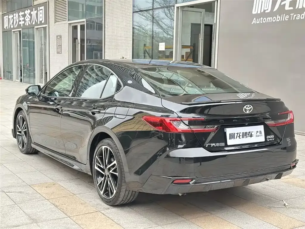 Toyota Camry 2025 из CN, фото 7