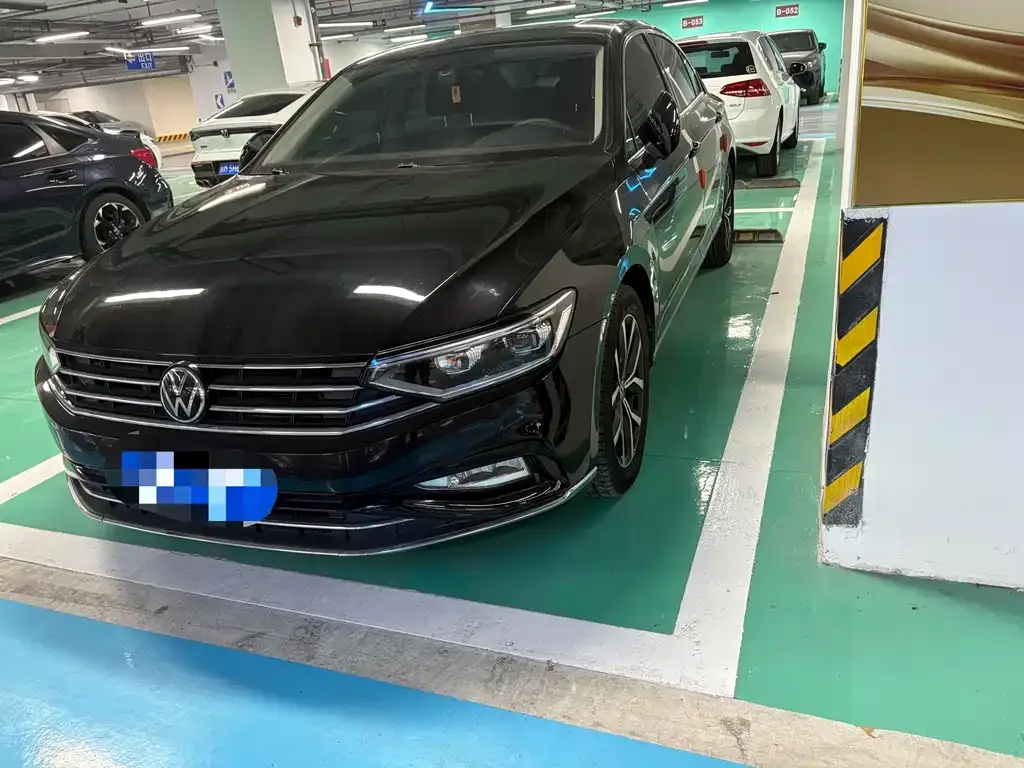 Volkswagen Magotan 2022 из CN, фото 1