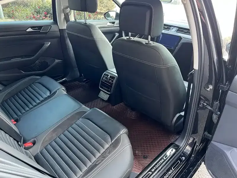 Volkswagen Magotan 2022 из CN, фото 10