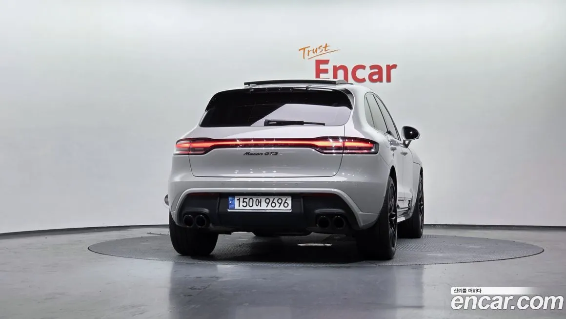 Porsche Macan 2023 из KR, фото 5