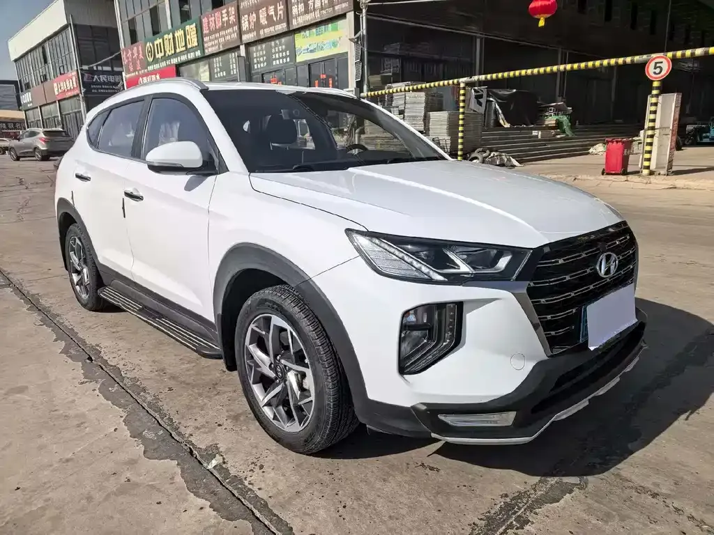 Hyundai Tucson — фото 9