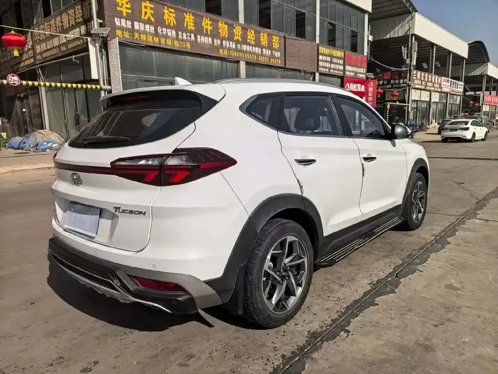 Hyundai Tucson — фото 5