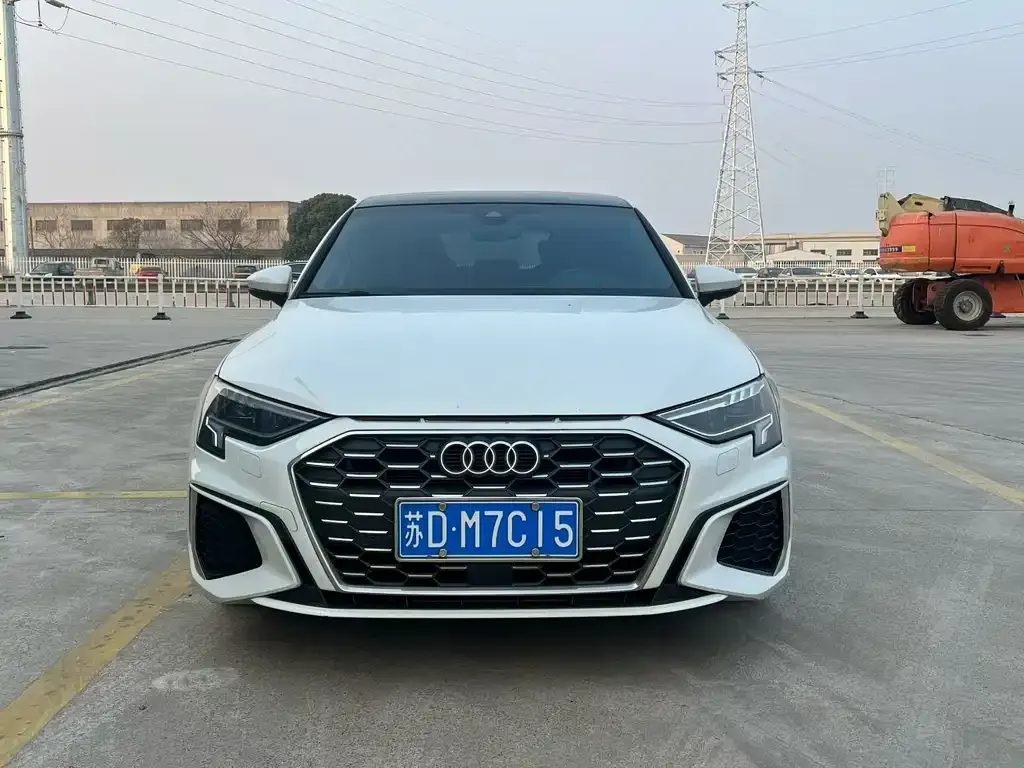 Audi A3 2024 из CN, фото 2
