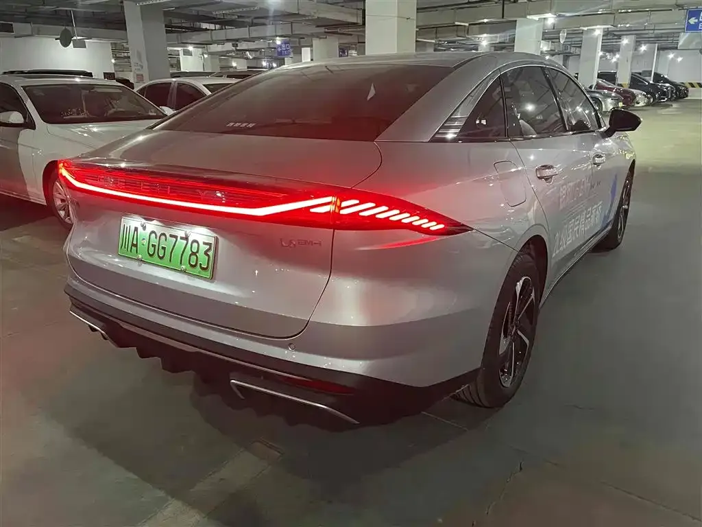Geely Galaxy L6 2025 из CN, фото 3