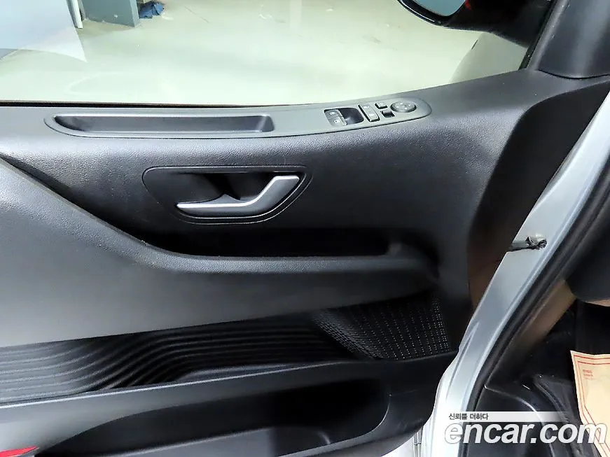 Hyundai Staria 2022 из KR, фото 3