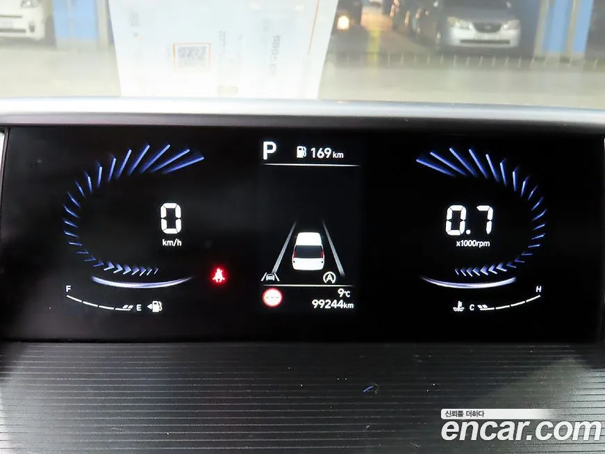 Hyundai Staria 2022 из KR, фото 2