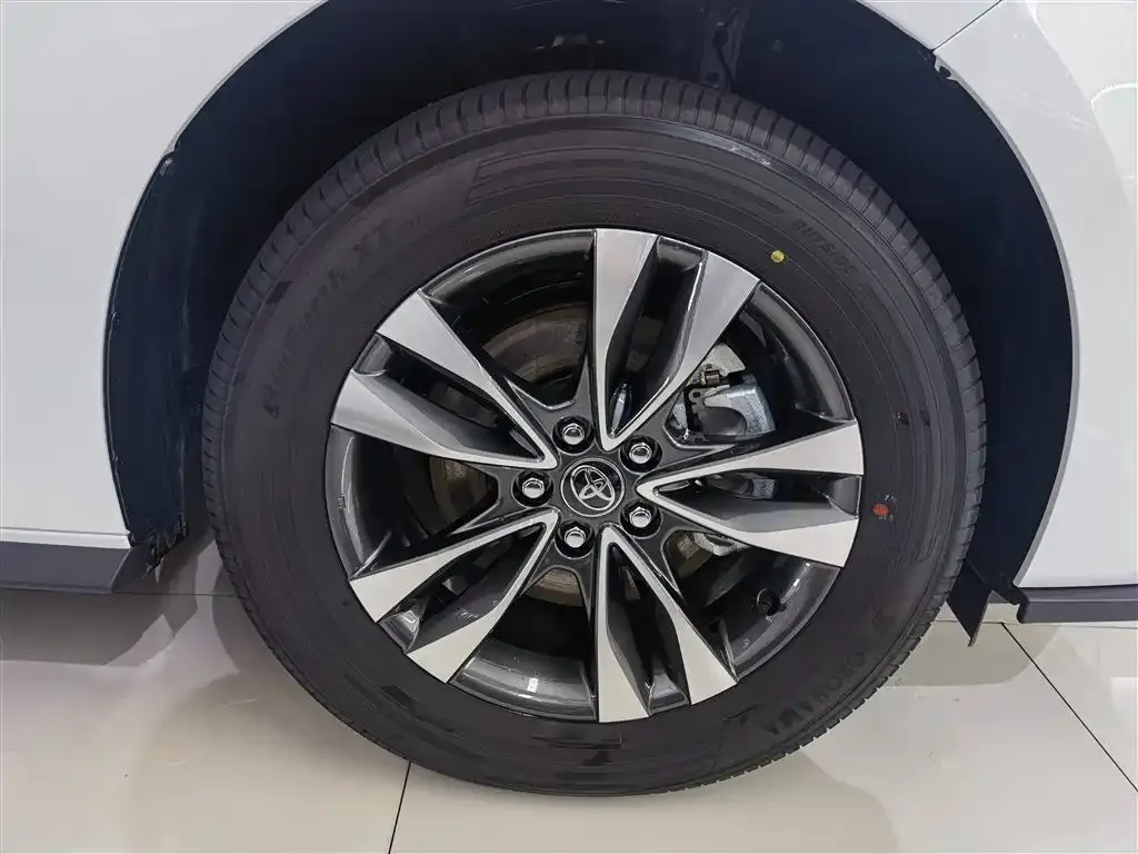 Toyota Granvia 2026 из CN, фото 4