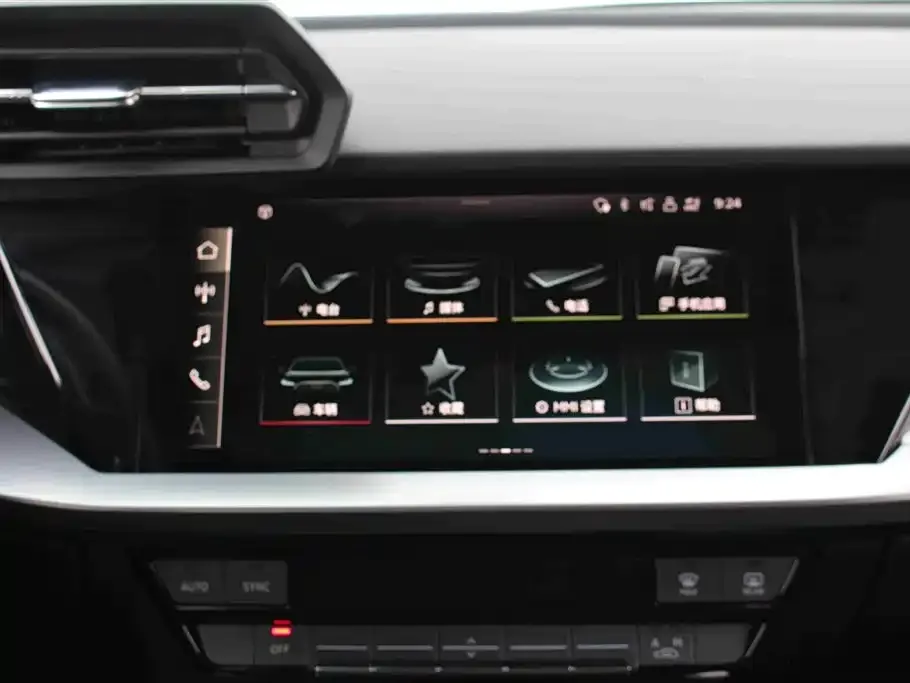 Audi A3 2023 из CN, фото 3