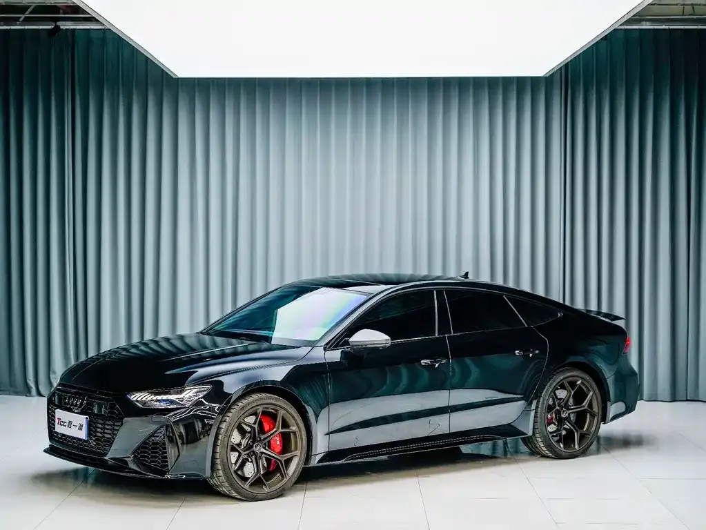 Audi RS 7 2026 из CN, фото 1