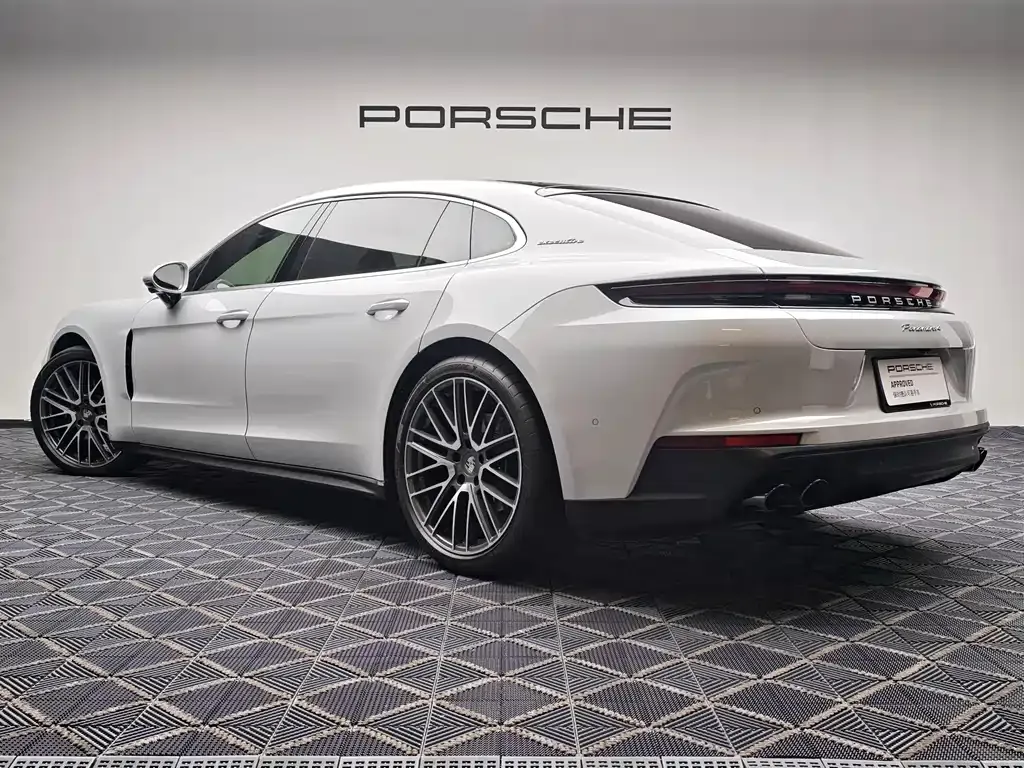 Porsche Panamera 2025 из CN, фото 3