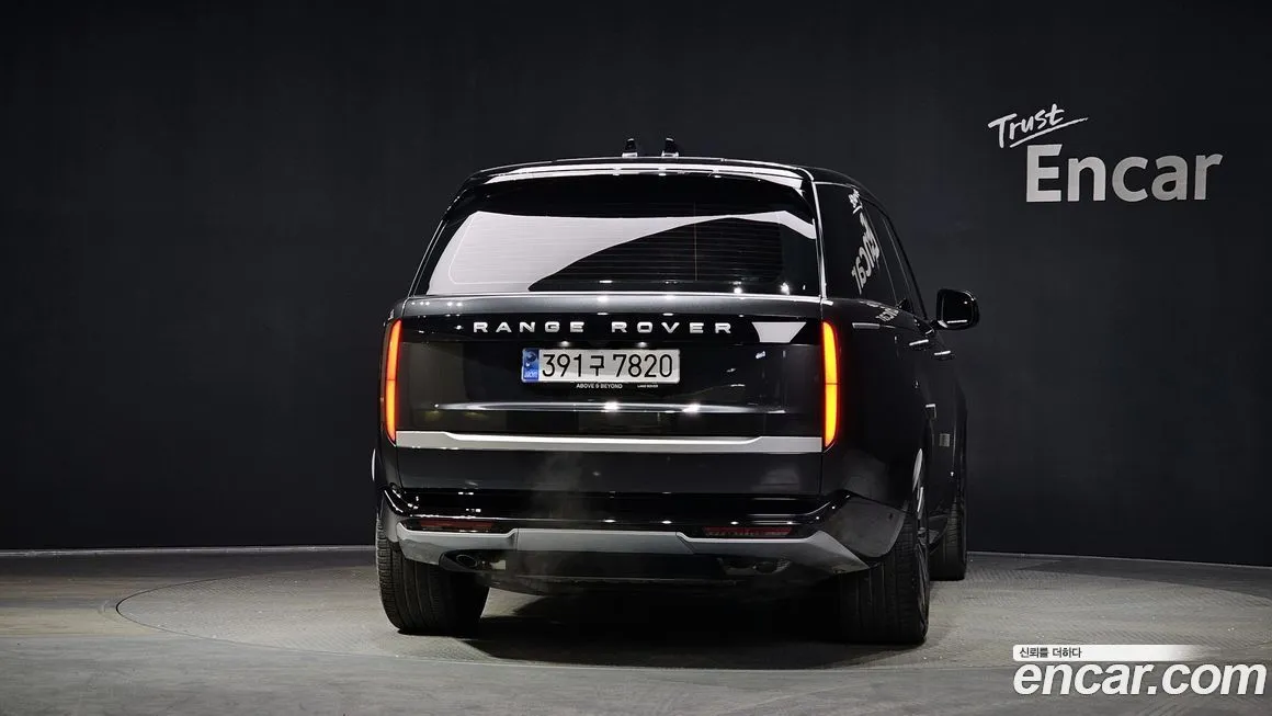 Land Rover Range Rover 2024 из KR, фото 2